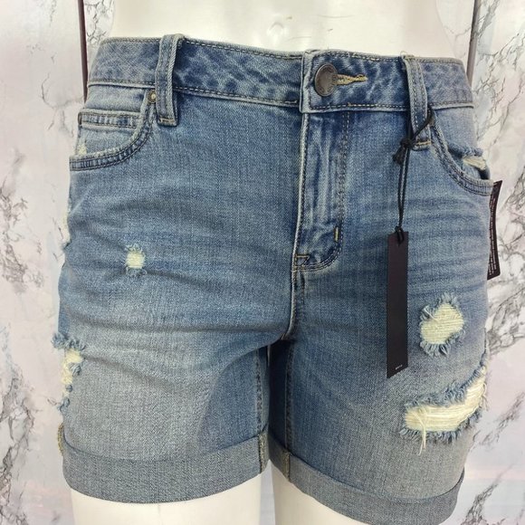 DISTRESSED DENIM CUFFED ROLLED UP SHORTS IZ: 4/27 - Picture 1 of 3